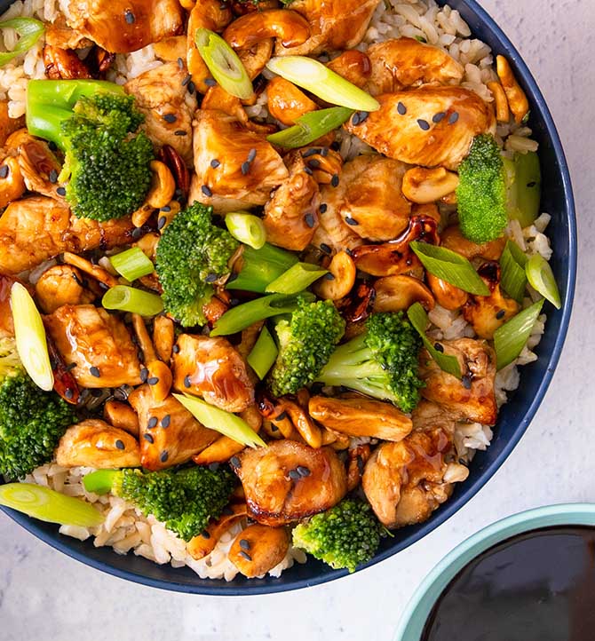 Air Fryer Teriyaki Cashew Chicken Bowls